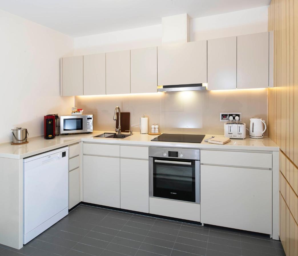 Trueman Court Luxury Serviced Apartments Ливърпул Екстериор снимка